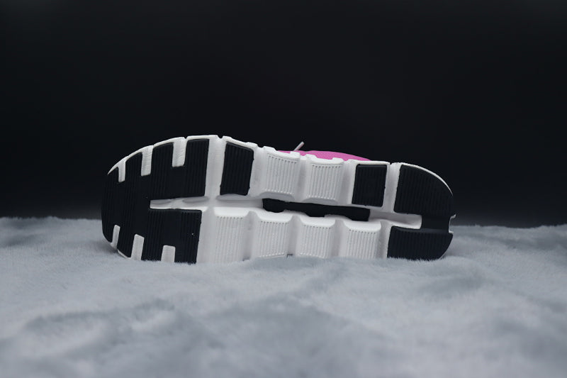 ON Cloud 6 – Lightweight Running Sneakers