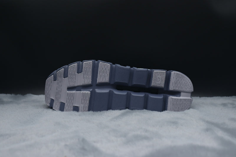ON Cloud 6 – Lightweight Running Sneakers