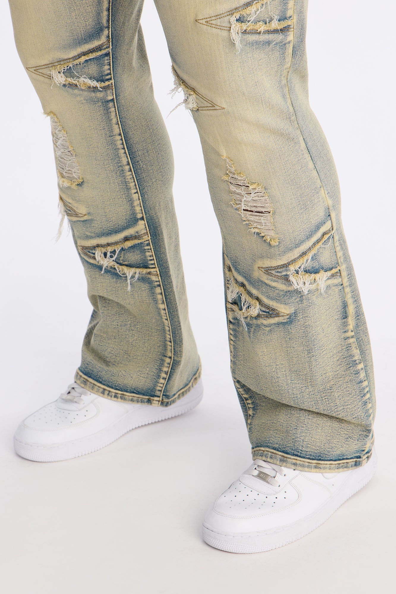 Stacked Skinny Flare Triangle Fray Jeans - Light Wash - image 4