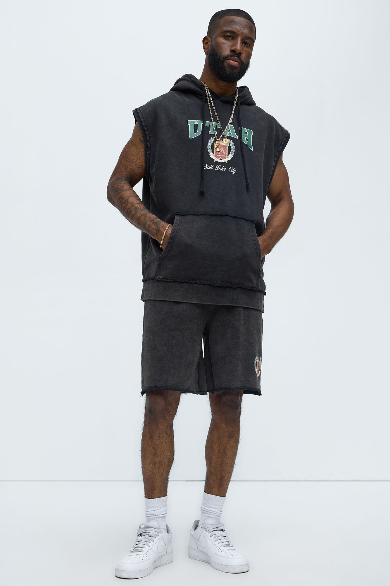 Utah Sleeveless Hoodie - Black - image 2