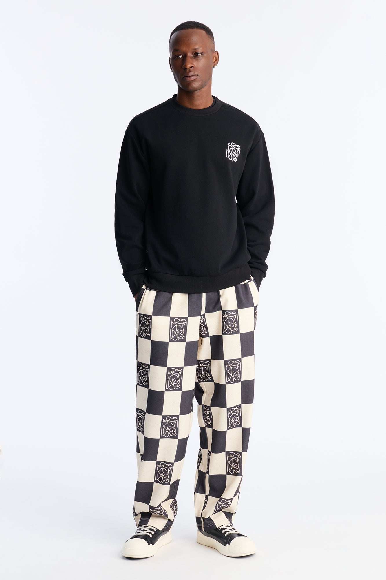 Checkered Crewneck Sweatshirt - Black - image 2