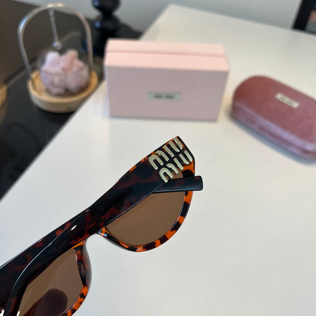Miu Miu 2026 Acetate & Metal Cat-Eye Glasses — Women's Korean Style Eyewear