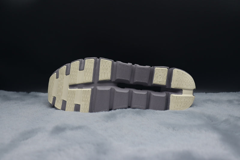 ON Cloud 6 – Lightweight Running Sneakers