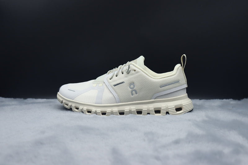 ON Cloud 6 – Lightweight Running Sneakers
