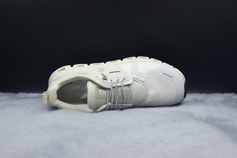 ON Cloud 6 – Lightweight Running Sneakers