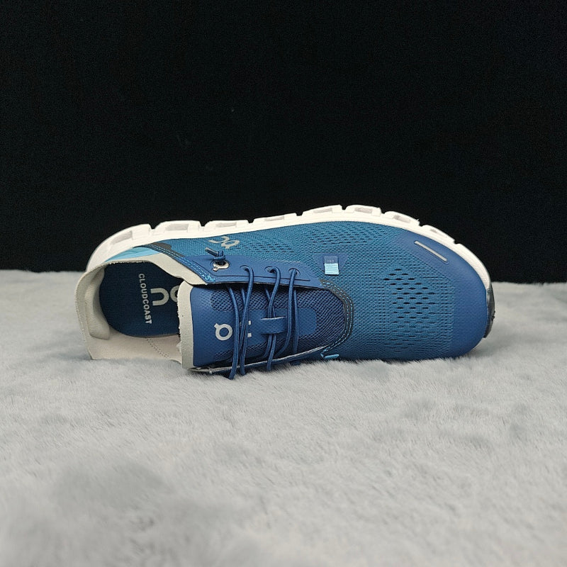 ON Cloud 6 – Lightweight Running Sneakers