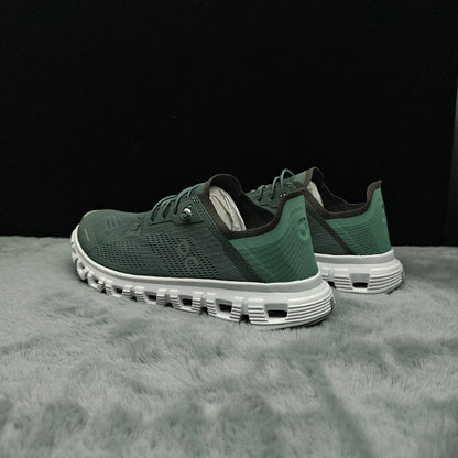 ON Cloud 6 – Lightweight Running Sneakers