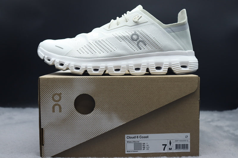 ON Cloud 6 – Lightweight Running Sneakers