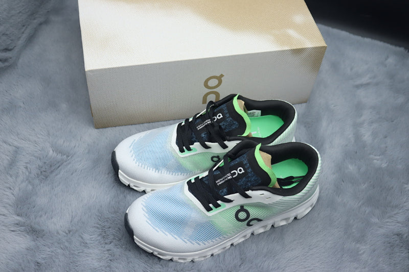 ON Cloud 6 – Lightweight Running Sneakers