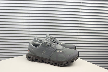ON Cloud 6 – Lightweight Running Sneakers
