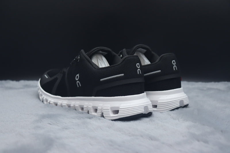 ON Cloud 6 – Lightweight Running Sneakers
