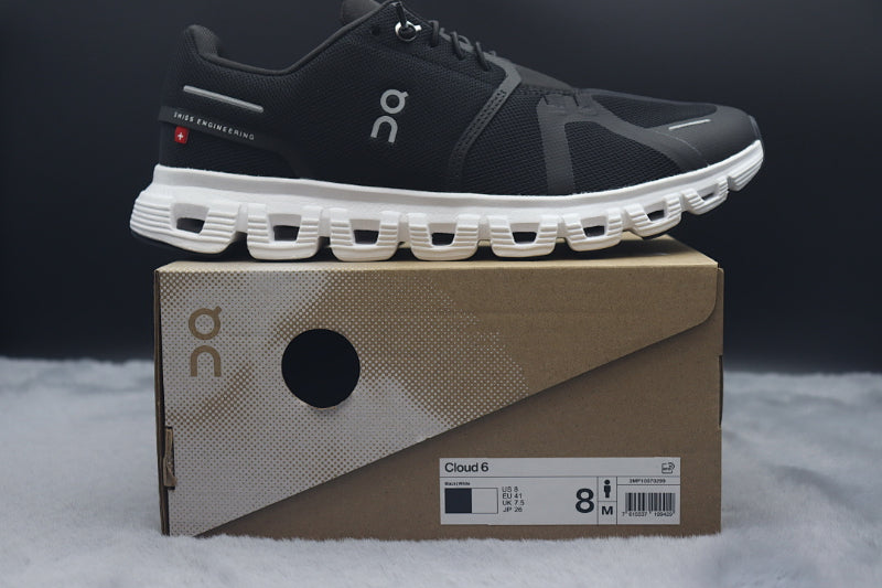 ON Cloud 6 – Lightweight Running Sneakers