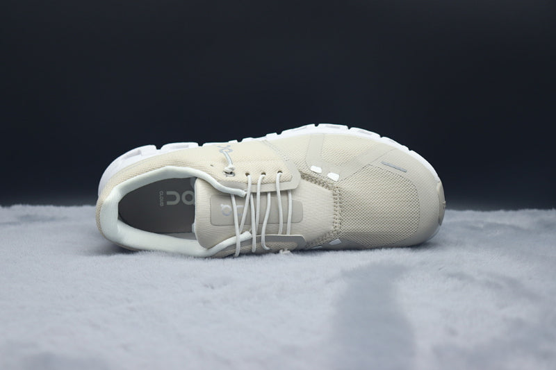 ON Cloud 6 – Lightweight Running Sneakers