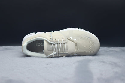 ON Cloud 6 – Lightweight Running Sneakers