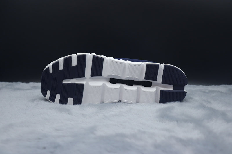 ON Cloud 6 – Lightweight Running Sneakers