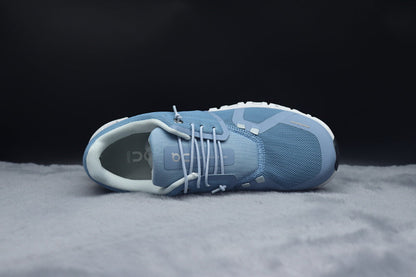 ON Cloud 6 – Lightweight Running Sneakers
