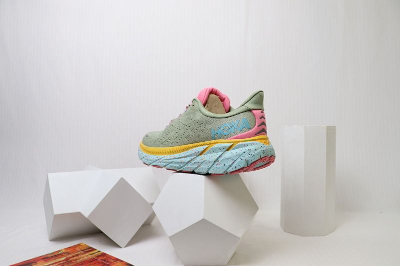 HOKA Clifton 8 Running Shoes