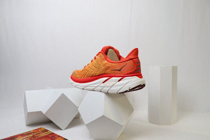 HOKA Clifton 8 Running Shoes