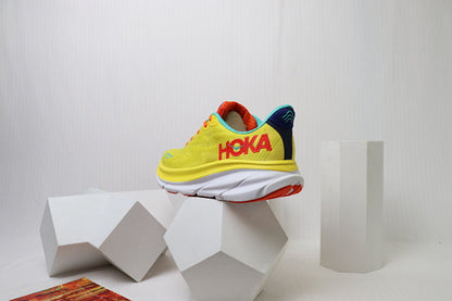 HOKA Clifton 9 Running Shoes