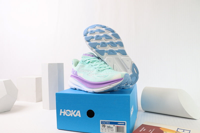 HOKA Clifton 9 Running Shoes