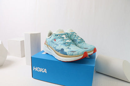 HOKA Clifton 8 Running Shoes