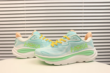 Hoka Clifton 10 Running Shoes - Lightweight Cushioned Trainer