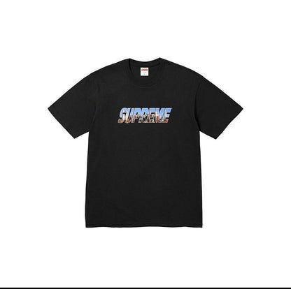 款号797#p40💰 Supreme FW23 秋冬系列WEEK1 GOTHAM TEE 哥谭市字母Logo印花圆领短袖T恤 男女同款 宽松版型 采用260克精梳棉双纱 从面料到辅料全部三标齐全 - view 4