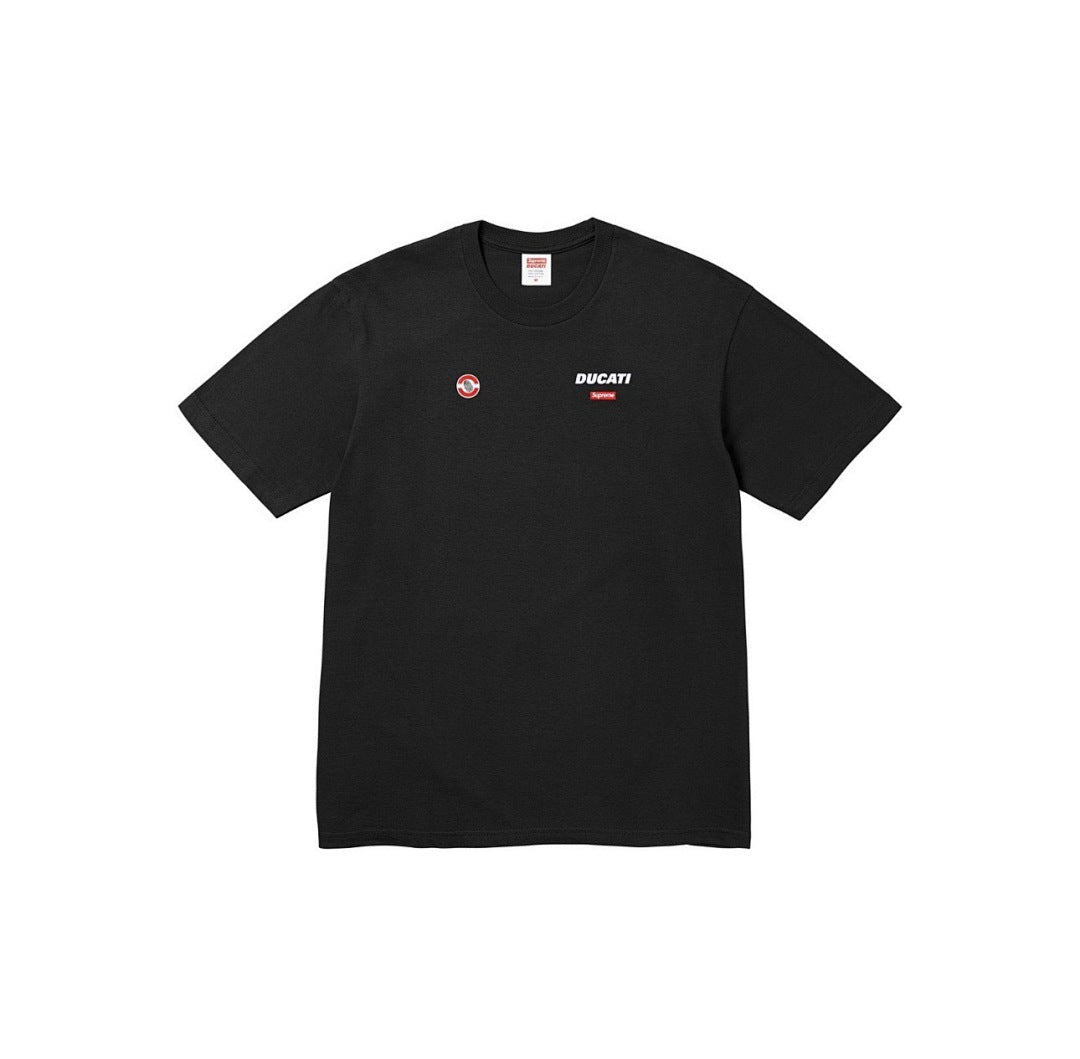 款号M109#p40💰 Supreme x DUCATI 联名款 SS24 WEEK16 LOGO TEE 背面徽标logo印花短袖 常规T恤 男女同款 宽松版型 采用260克精梳棉双纱 从面 - view 6