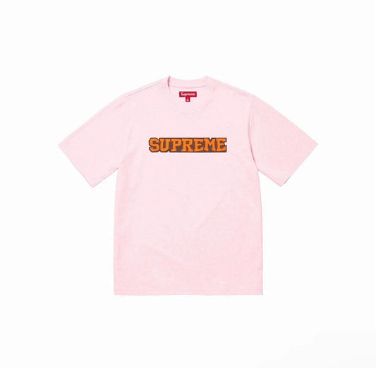 款号M124#p40💰 Supreme SS25 WEEK1 Satin Appliqué S/S Top 胸前徽标logo短袖T恤 男女同款 宽松版型 采用260克精梳棉双纱 从面料到辅料全部三 - view 2