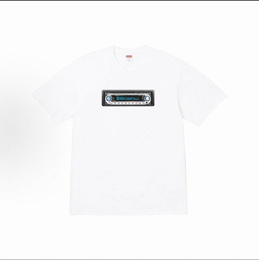 款号M126#p40💰 Supreme SS25 WEEK1 Receiver Tee 胸前徽标图案圆领短袖T恤 男女同款 宽松版型 采用260克精梳棉双纱 从面料到辅料全部三标齐全跟足ZP 进口松 - view 2