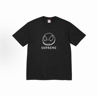 款号M130#p40💰 Supreme FW23 秋冬系列 WEEK1 SKELETON TEE 纯色骷髅头字母印花圆领短袖T恤 男女同款 宽松版型 采用260克精梳棉双纱 从面料到辅料全部三标齐 - view 1