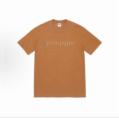 款号M63#p40💰 Sup 23SS LOCATION TEE 门店城市 小标 短袖 T短袖TEE宽松 宽松版型 采用260克精梳棉双纱 从面料到辅料全部三标齐全跟足ZP 进口松井公司浆料印花 - view 1