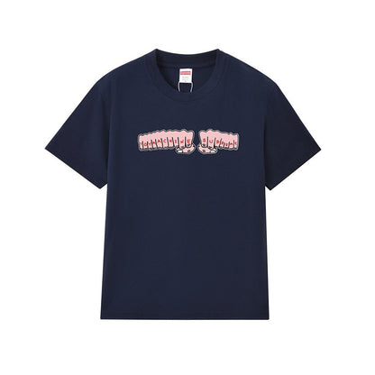 款号M168P40💰 Supreme x toy machine 联名款 SS24 Week4 FIST TEE 胸前拳头印花图案短袖美式潮流T恤 男女同款 宽松版型 采用260克精梳棉双纱 从面 - view 6