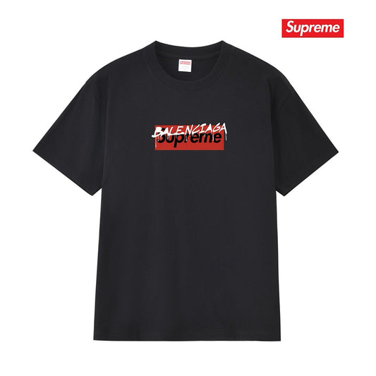 款号M176P40💰 Balenciaga巴黎世家联名supreme印花短袖 宽松版型 采用260克精梳棉双纱 从面料到辅料全部三标齐全跟足ZP 进口松井公司浆料印花绝不开裂 整件做法采用三针五 - view 4