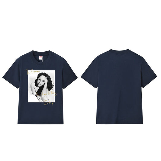 款号M211P40💰 Supreme 17SS Sade Tee 萨德 歌手人物照 签名 圆领潮流短袖T恤 宽松版型 采用260克精梳棉双纱 从面料到辅料全部三标齐全跟足ZP 进口松井公司浆料印花 - view 2