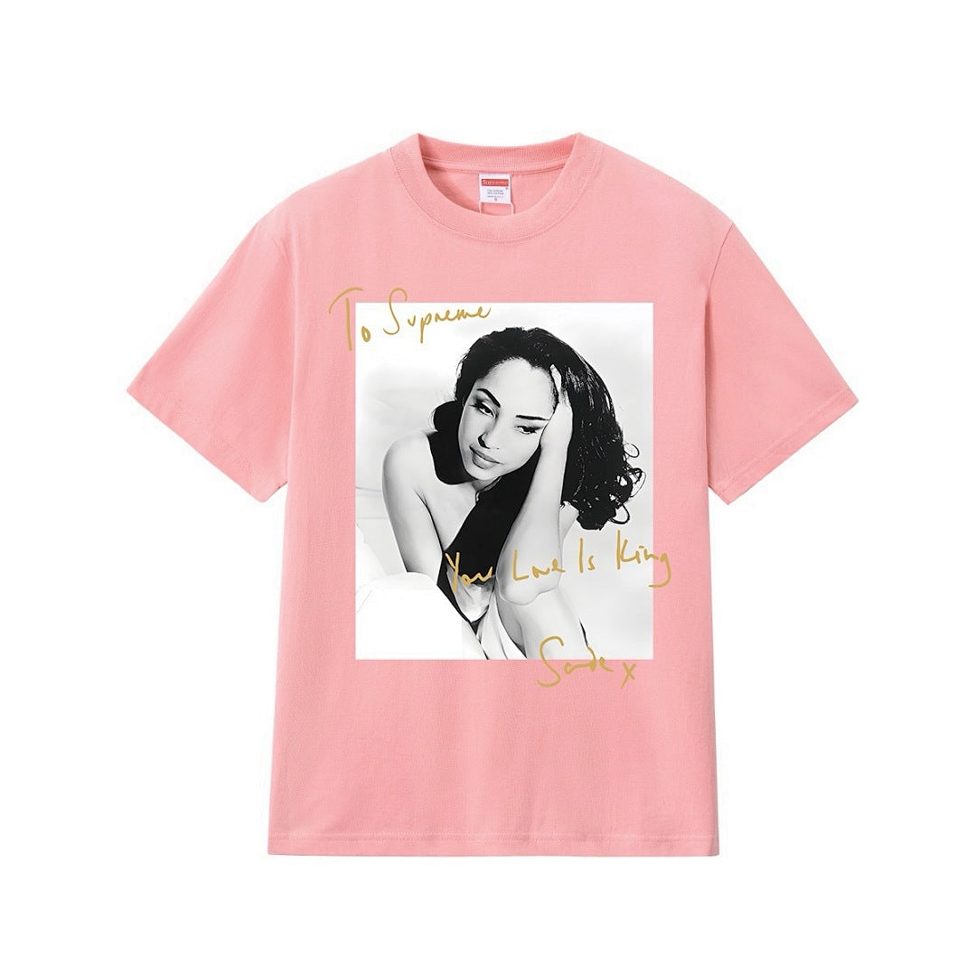 款号M211P40💰 Supreme 17SS Sade Tee 萨德 歌手人物照 签名 圆领潮流短袖T恤 宽松版型 采用260克精梳棉双纱 从面料到辅料全部三标齐全跟足ZP 进口松井公司浆料印花 - view 5