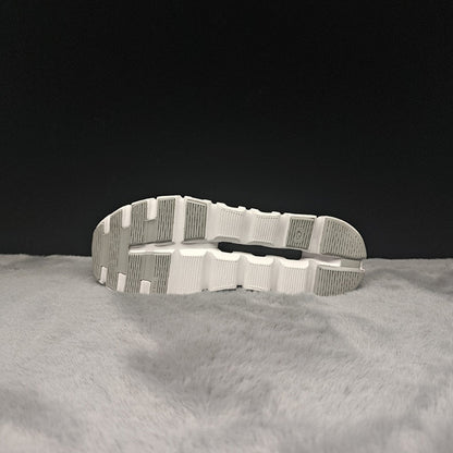 ON Cloud 6 – Lightweight Running Sneakers