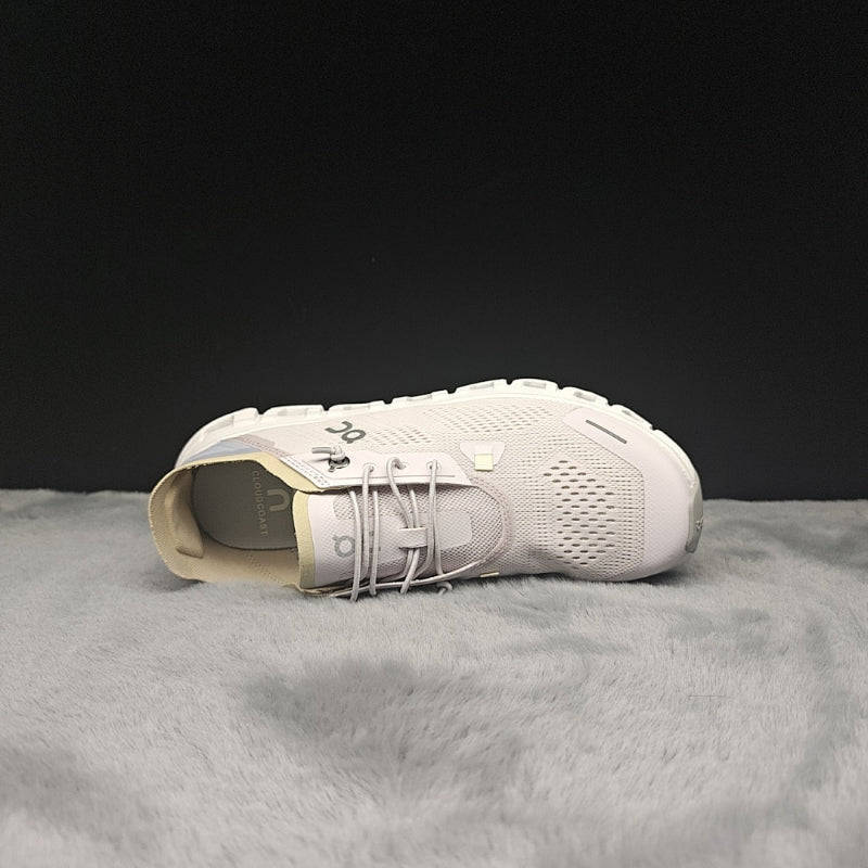 ON Cloud 6 – Lightweight Running Sneakers